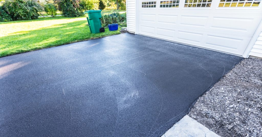How long does an asphalt driveway last in georgia's climate