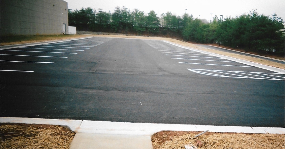 Minimize Business Disruptions During a Parking Lot Repave